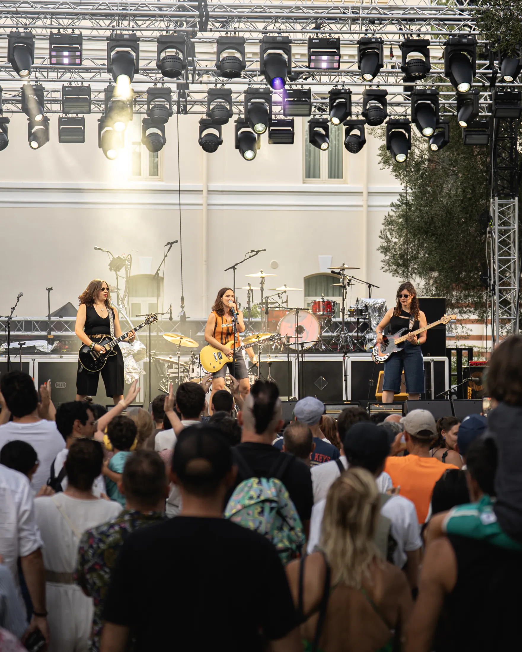 LES NUITS GUITARES 2026 - Music Festival Photography, visual 40 of 92